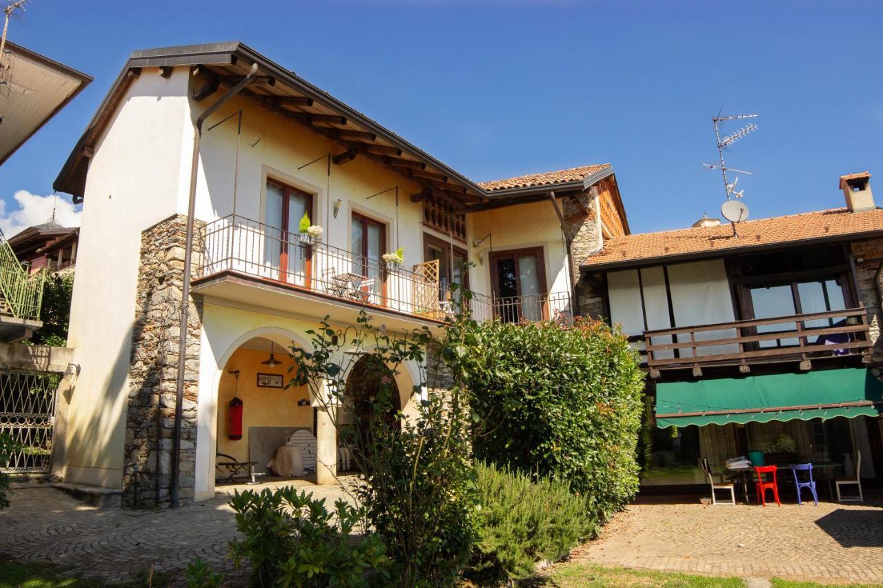 Casa Patrone Hotel Nebbiuno Bagian luar foto
